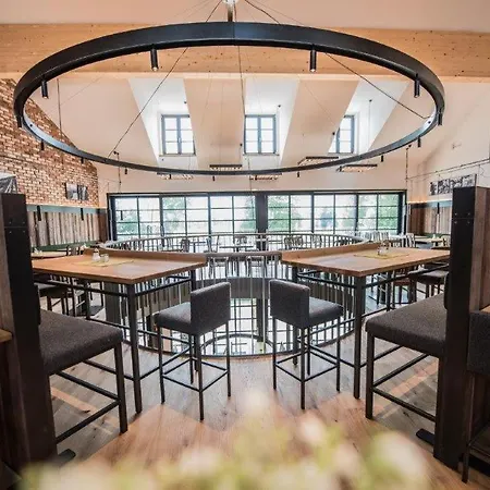 克罗斯特堡施尔德尔弗酒店 3*